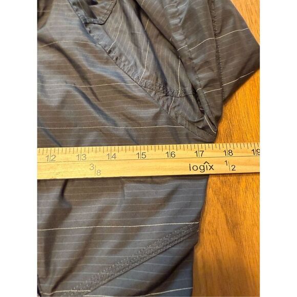 Athleta Windbreaker Black Run On Jacket Size XXS Striped Lightweight Zip Up Hood - Picture 8 of 9